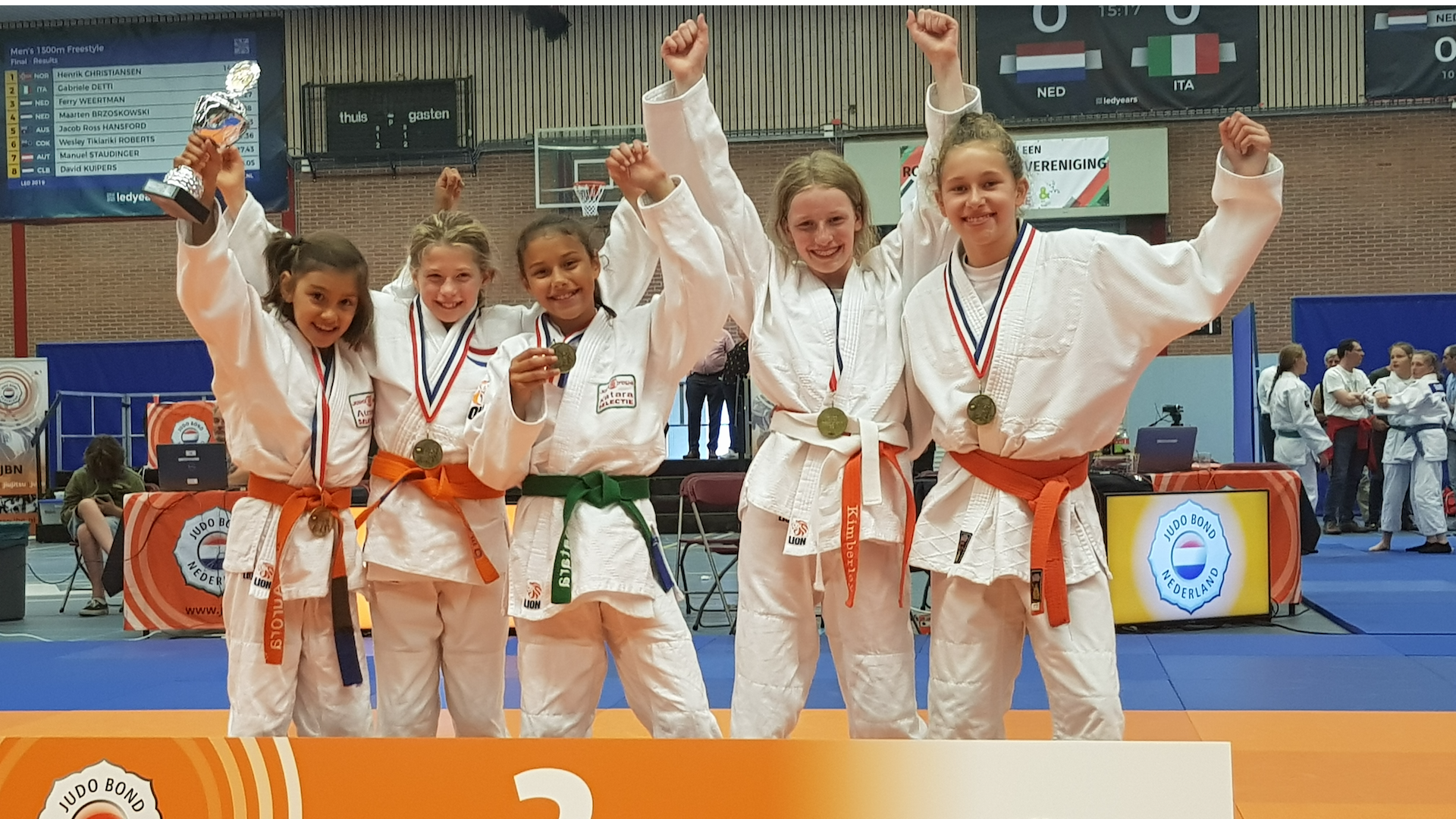MEISJESTEAM JUDO YUSHI -12 JAAR DERDE VAN NEDERLAND