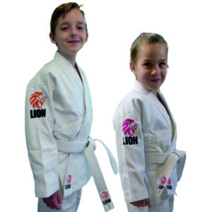 Lion Kids judopakken in de Judo Yushi Shop