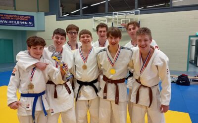 Team Judo Yushi ongeslagen kampioen in Hoofdklasse